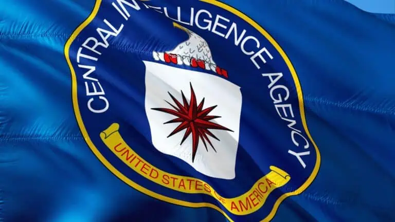 image showing a cia flag flying in the wind - cia internship post header