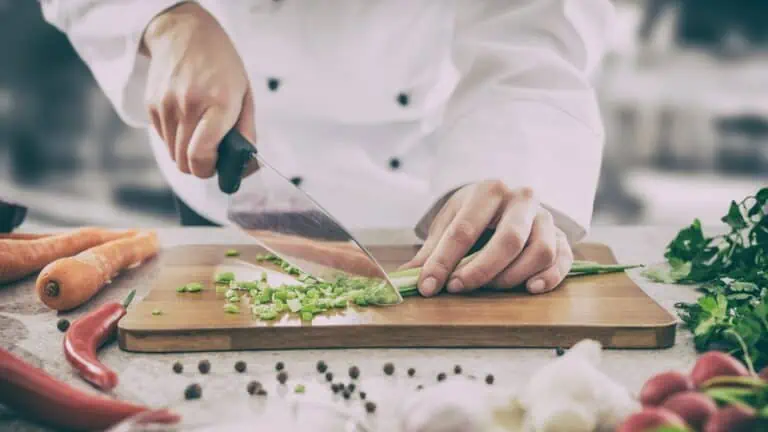 header graphic showing a chef cutting food - for chef resume post on myjobsearch.com