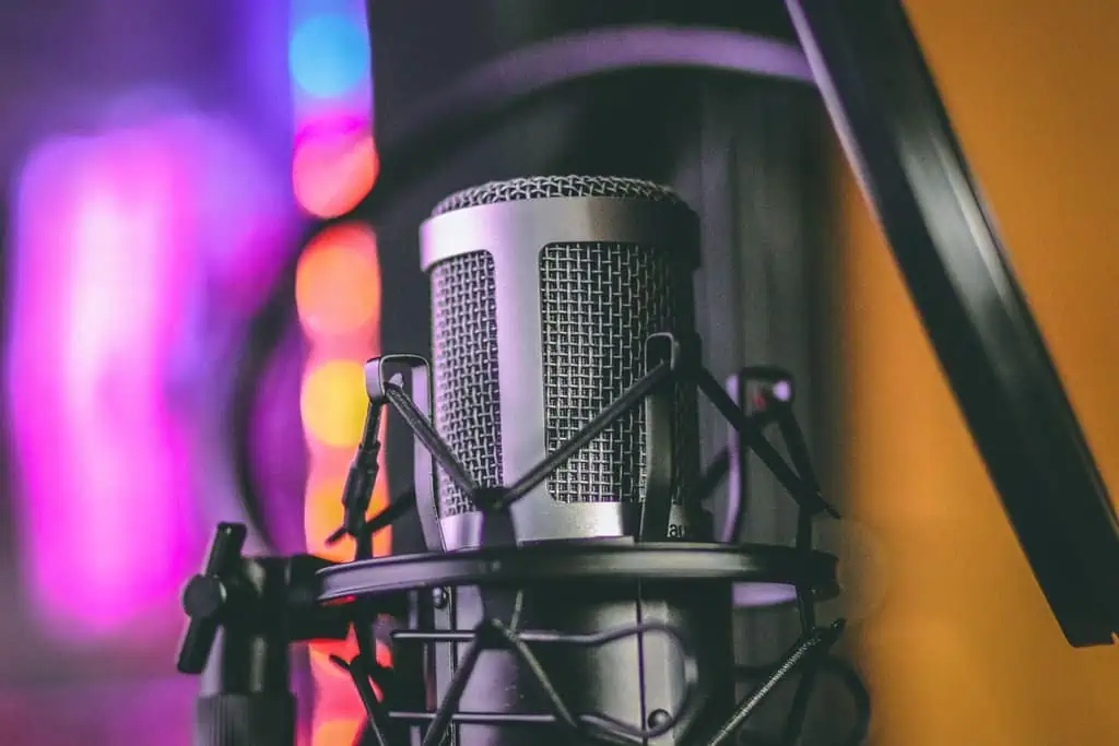 How to Become an Audiobook Narrator: A 5-Step Process